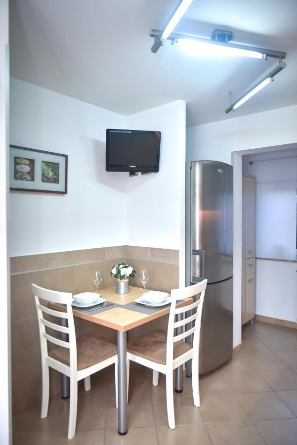 Făgăraş Modern Apartament מראה חיצוני תמונה