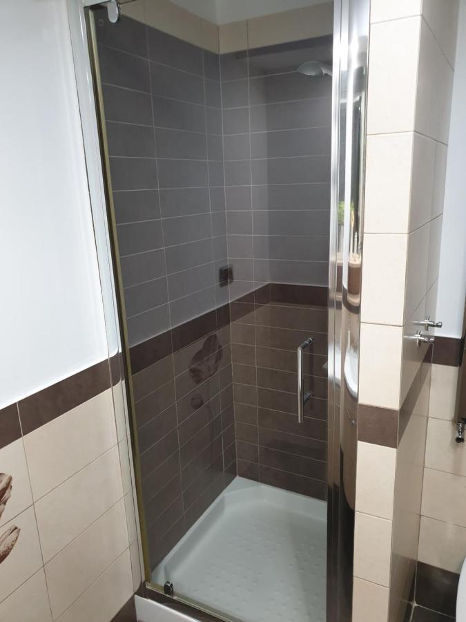 Făgăraş Modern Apartament מראה חיצוני תמונה